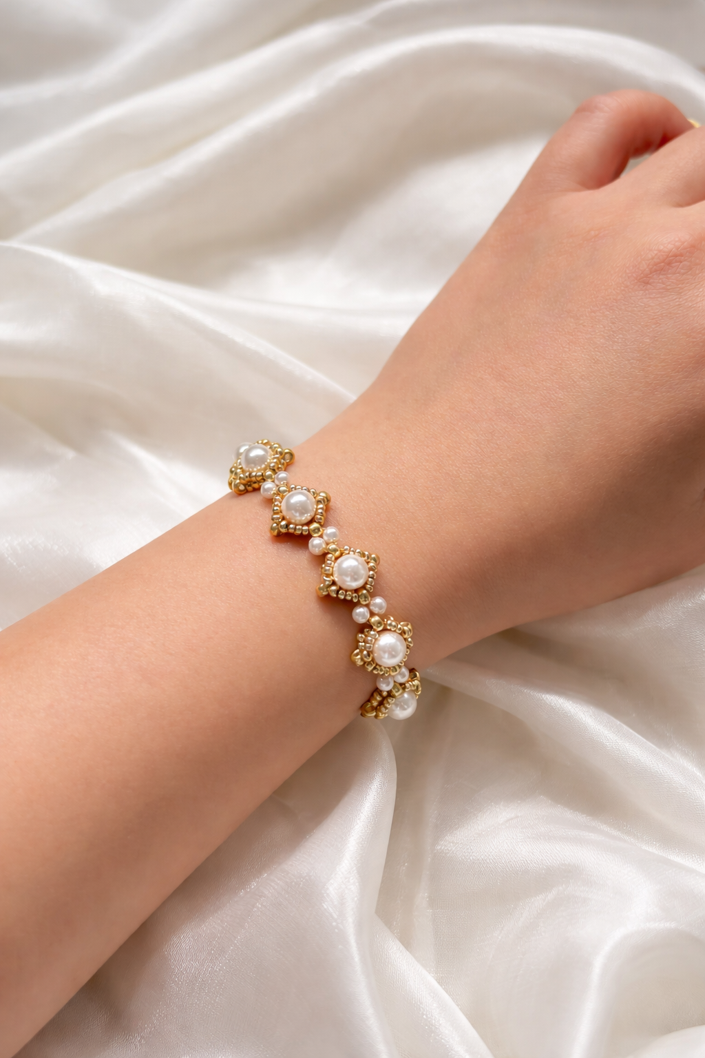 Rosalie Pearl Bracelet