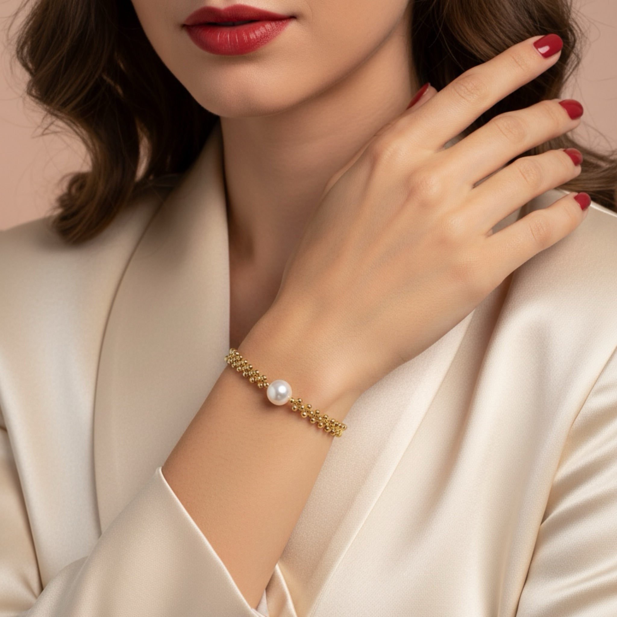 Timeless Pearl Bracelet - Gold