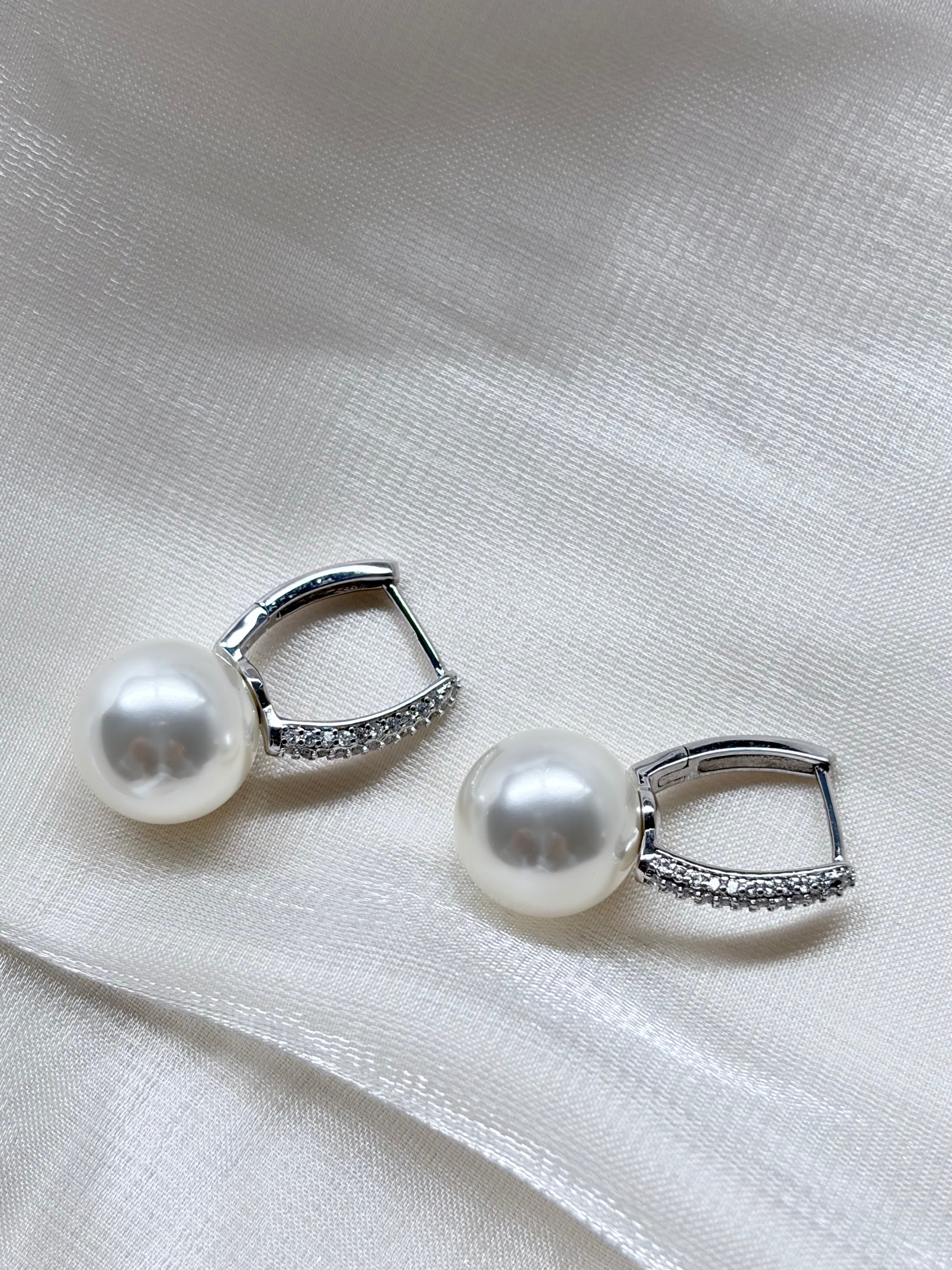 Pearl Luxe Micro-Pavé Earrings