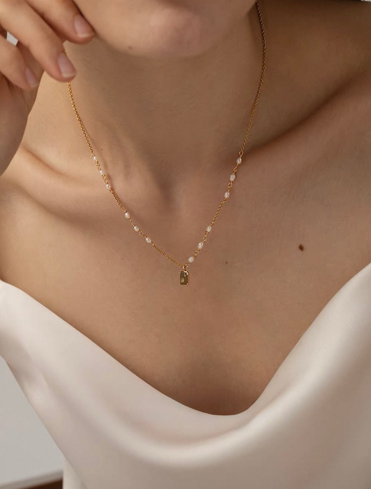 Astria Pearl Necklace