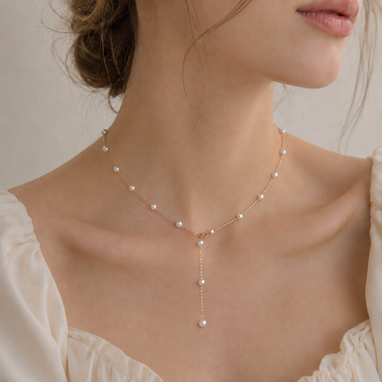 Luna Freshwater Pearl Necklace